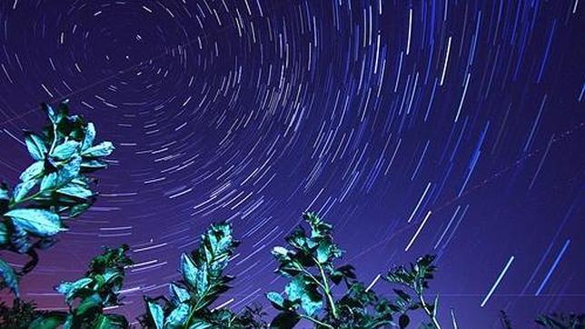 La espectacular lluvia de estrellas provocada por Júpiter Orionids-Meteor-Shower-1--644x362