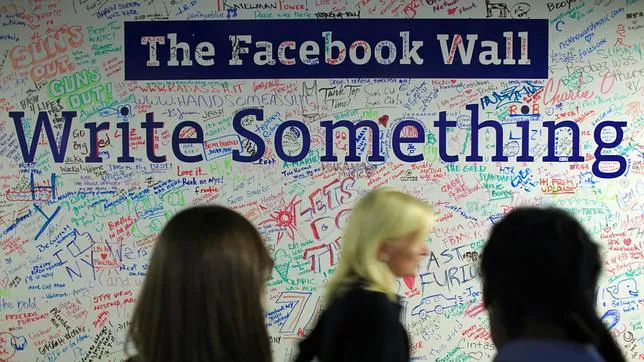 Si estás fuera de Facebook eres «sospechoso» Reuter-facebook--644x362