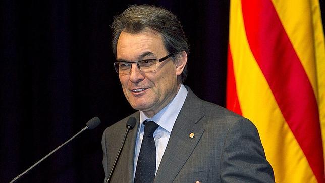 Mas prohíbe el acto de VOX en Barcelona, pero permitió el republicano  Artur-mas-efe--644x362