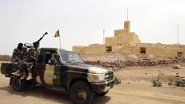 Dos periodistas franceses  secuestrados y ejecutados en el Norte de Mali  Mali-kidal--644x362