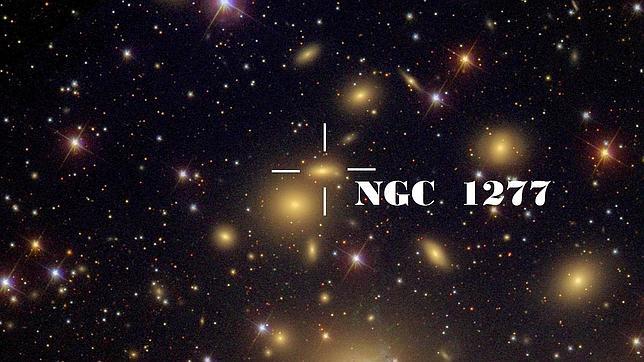 Astrofisicos Españoles, descubren una galaxia detenida en el tiempo Galaxia-reliquia--644x362