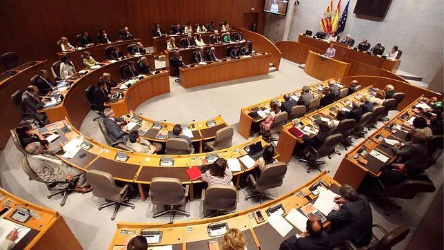  El menú del día, gratis total para los diputados de las Cortes de Aragón Cortes_aragon_pleno--644x362