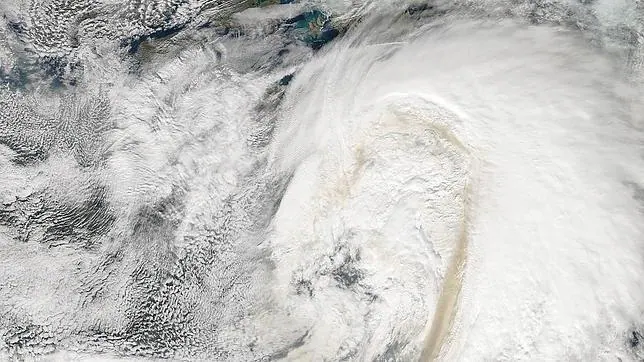 La NASA detecta cantidades inexplicables de una sustancia destructora de la capa de ozono 37697360--644x362