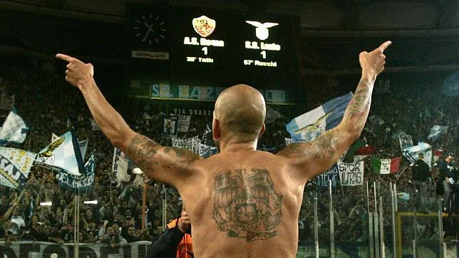 Futbolistas que fueron ultras en algún momento de su vida Paolo-dicanio-ap--644x362