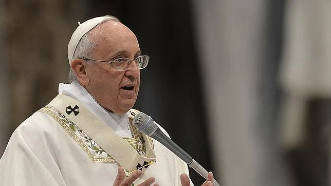 El Papa Francisco critica a los sacerdotes «aburridos» y con «cara de vinagre» Papa-afp--644x362