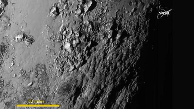 Sorpresa científica: Las montañas heladas de Plutón  Foto-nasa-pluton--644x362
