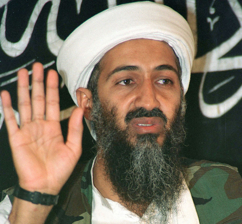 Palm reader demonstrates: Barack Obama = Osama Bin Laden...   :OhNooo:  R145993_512250