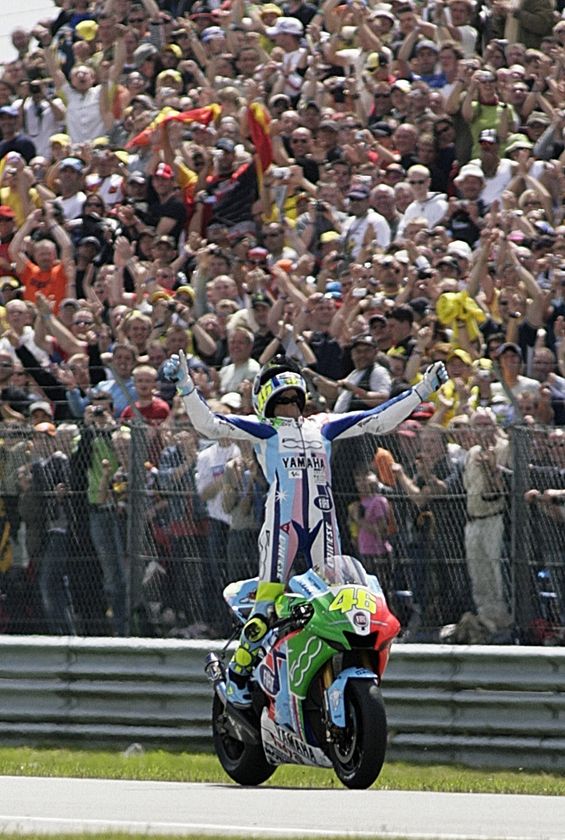 Valentino Rossi Fiat 500 Assen - Fiat Yamaha R156598_566518