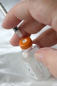 طريقة حقن الانسولين مع الصور Insulininject220904