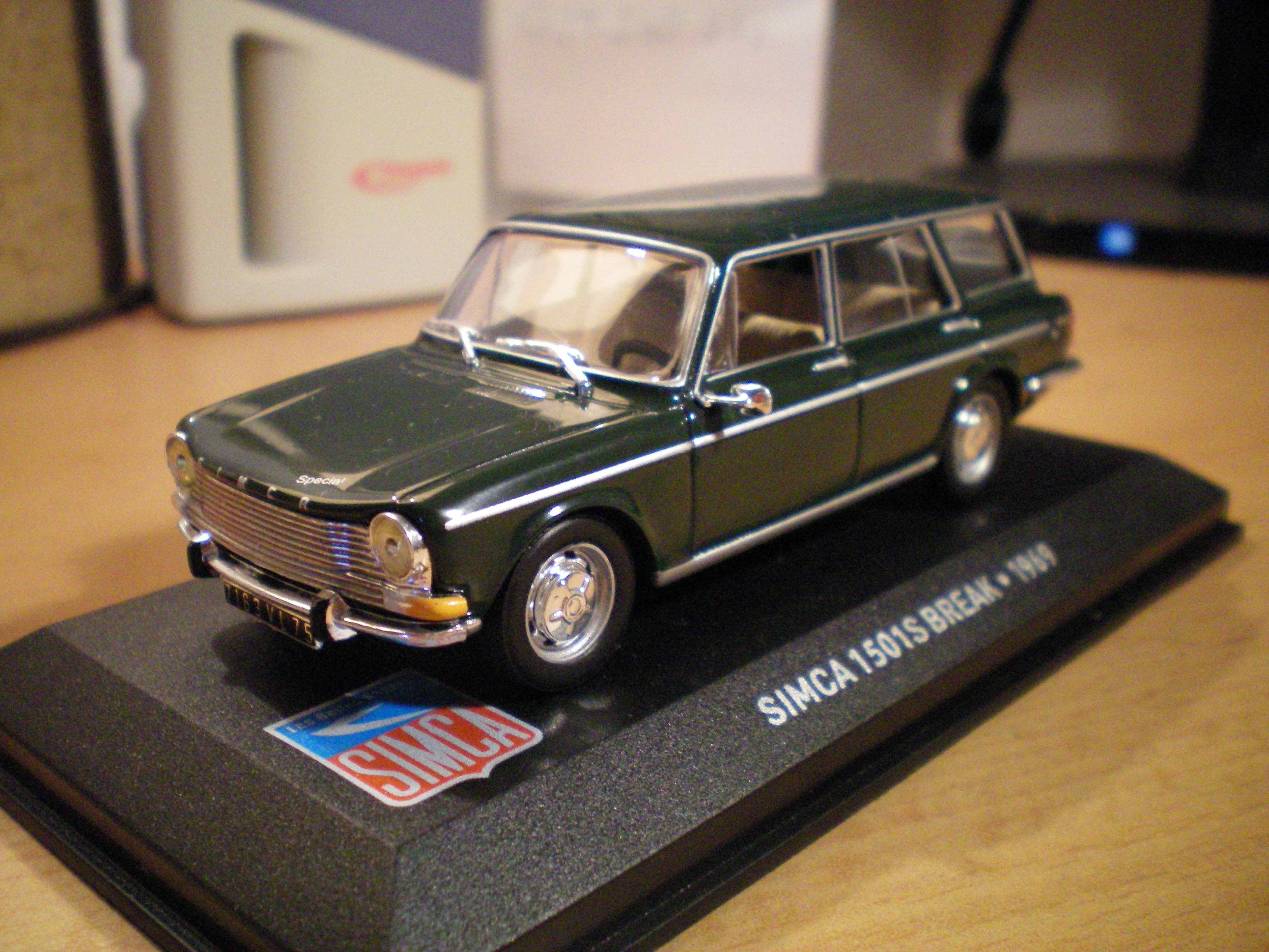 Rennwagen und Simca Modelle 003lzzbn