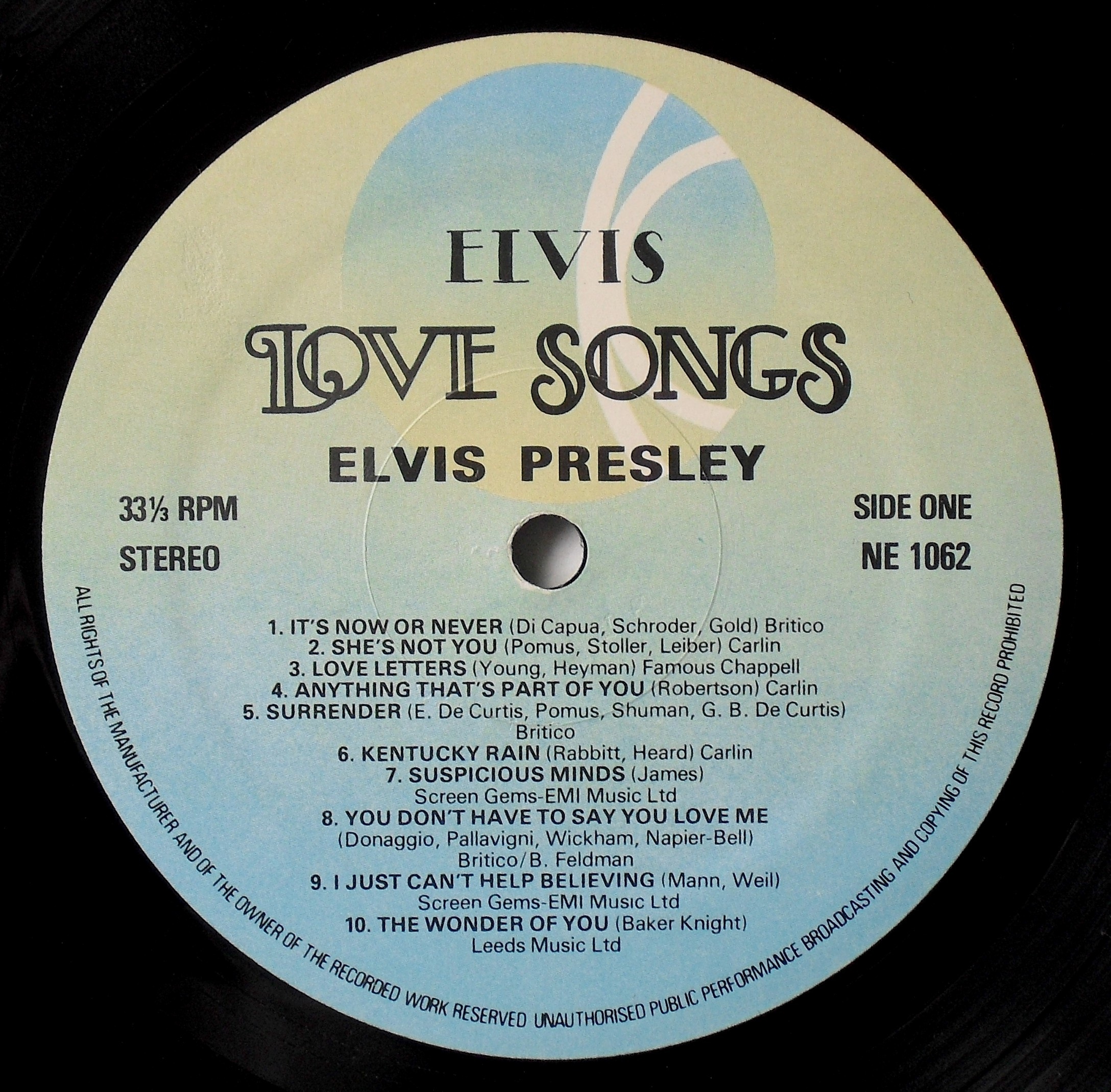 love - UK - ELVIS LOVE SONGS 03s1fzud3