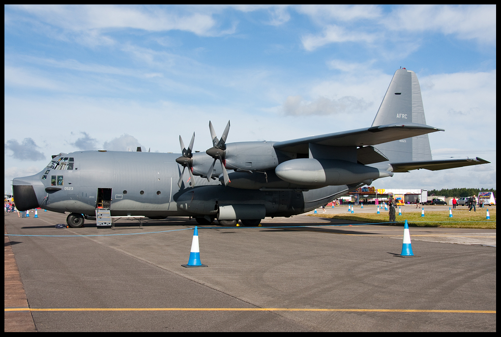 Royal International Air Tattoo 2010 [82x 1000px] 14cr4u