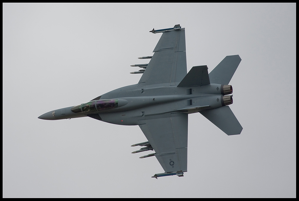 Royal International Air Tattoo 2010 [82x 1000px] 36a0fd