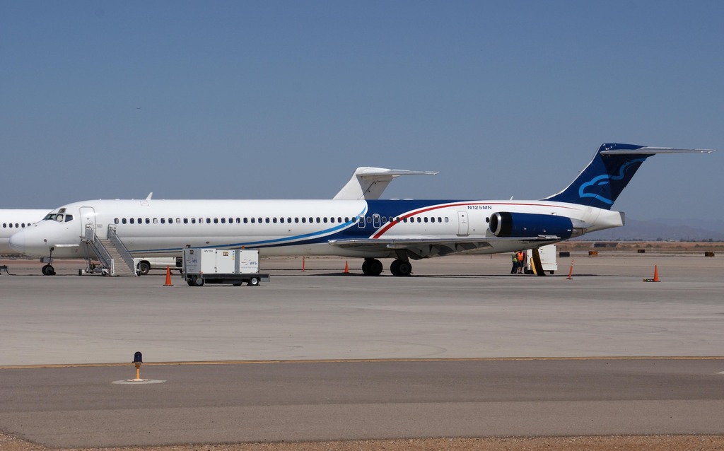 AZA - Phoenix/Mesa Gateway Airport 15.04.2013 Bbbn125mnw9ae0