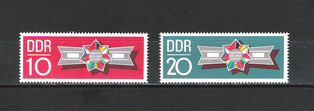 DDR Postfrisch vom Anfang bis zum Ende und FDC`s I - Seite 18 Ddr4333asf3