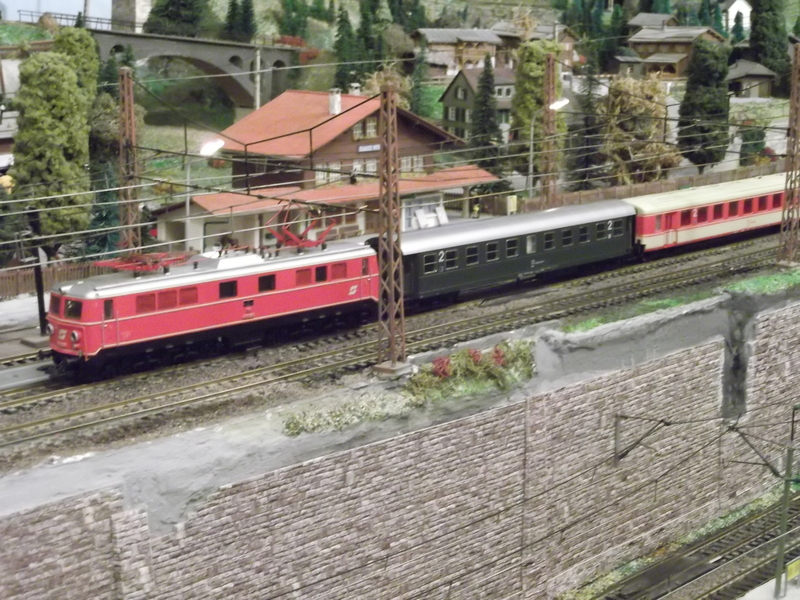 Mit dem Eilzug von Bregenz nach Linz ca. 1984 Dscf0759dxjk0