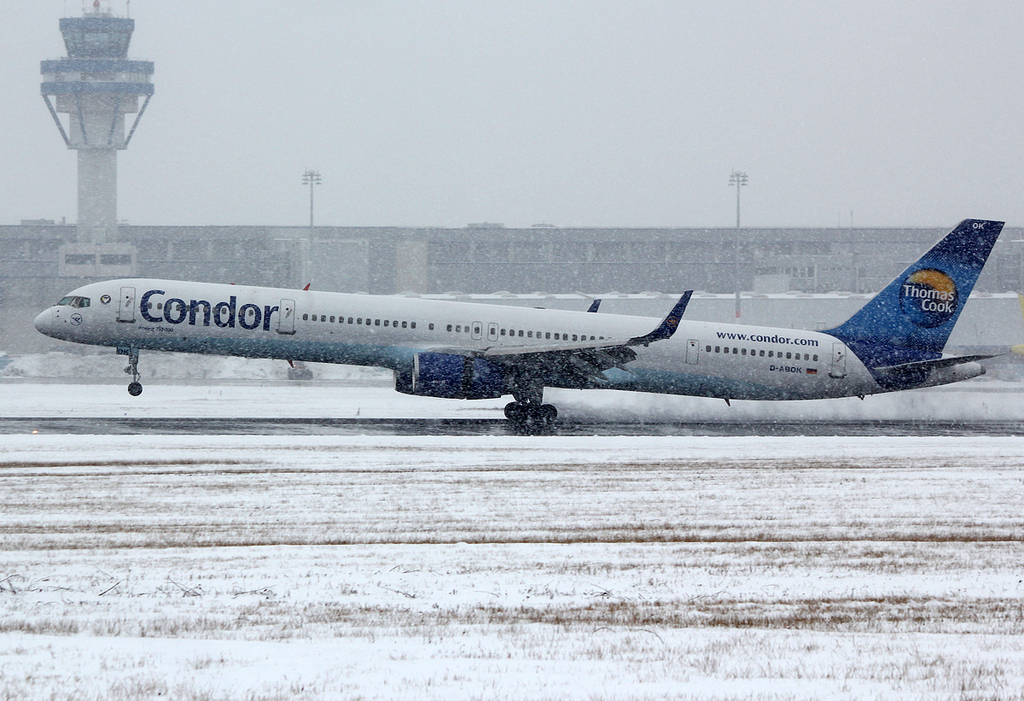 CGN 12.03.2013 (mit Condor Retro B763) Img_8863aalwx44