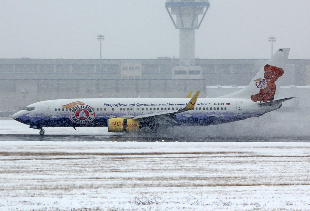 CGN 12.03.2013 (mit Condor Retro B763) Img_8879aacpa2c