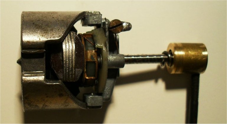 Schnecke von altem KB-Motor abziehen Immagine1j7ca3