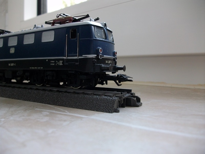 Alte Märklin Loks modernisiert Md0012557fzm