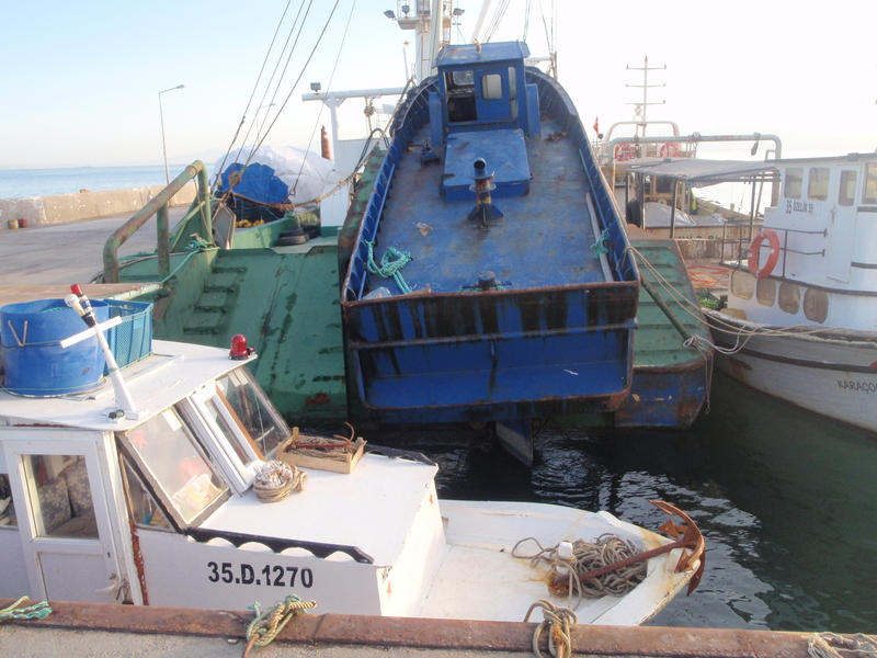 etwas größeres türkisches Fischerboot P9280011zfuk