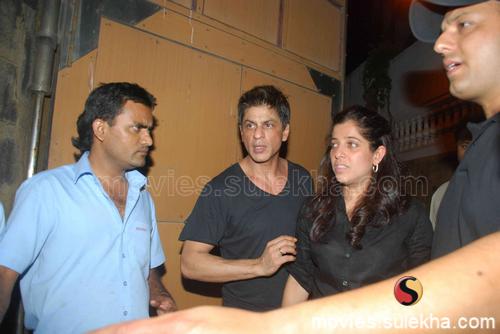 SRK aux events - Page 8 Shahrukh-khan-s-bash-f0hiq