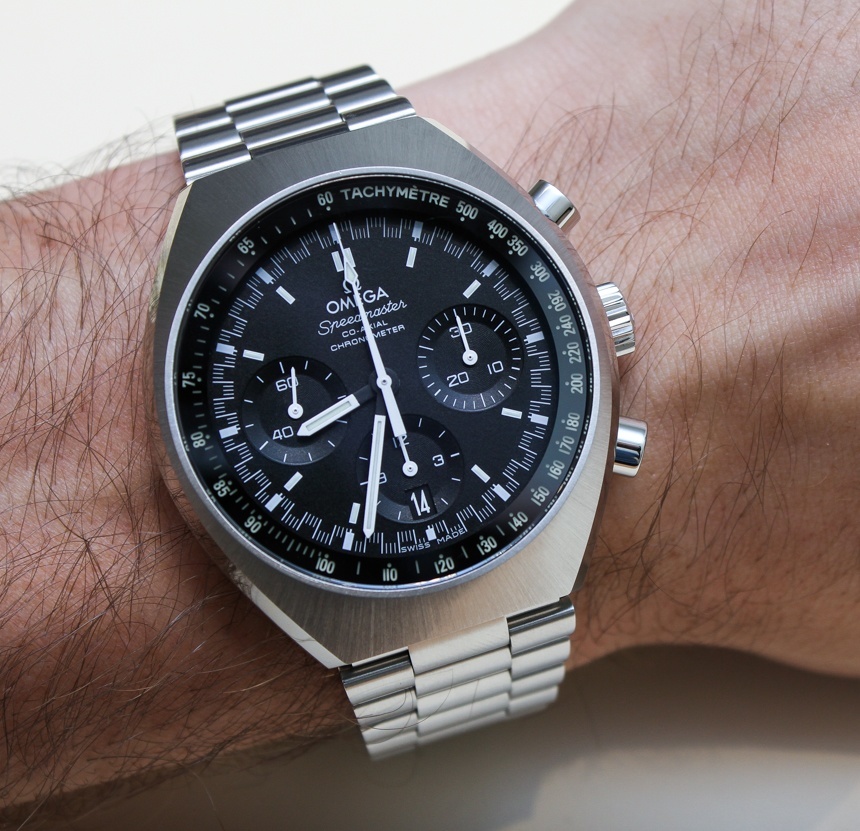 Nouvelle Speedmaster MarkII Coaxial? Omega-Speedmaster-Mark-II-Coaxial-13