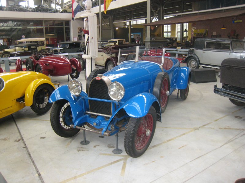 Les 24 Heures de Spa-Francorchamps - Page 2 Bugatti%20Type%2044%20de%201928%20(%20Musee%20Autoworld%20Bruxelles)