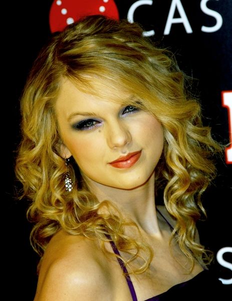  صورtaylor swift - احلى صور taylor swift ALO-009129