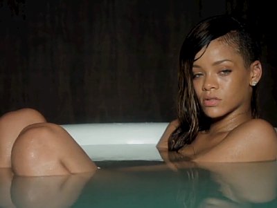 MOVIMIENTO: Solicitar Stay en Radios Dominicanas Rihanna-premieres-stay