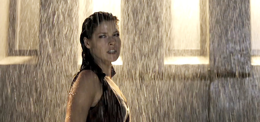 Hola! Necesito su ayuda con algo Resident_evil_afterlife15