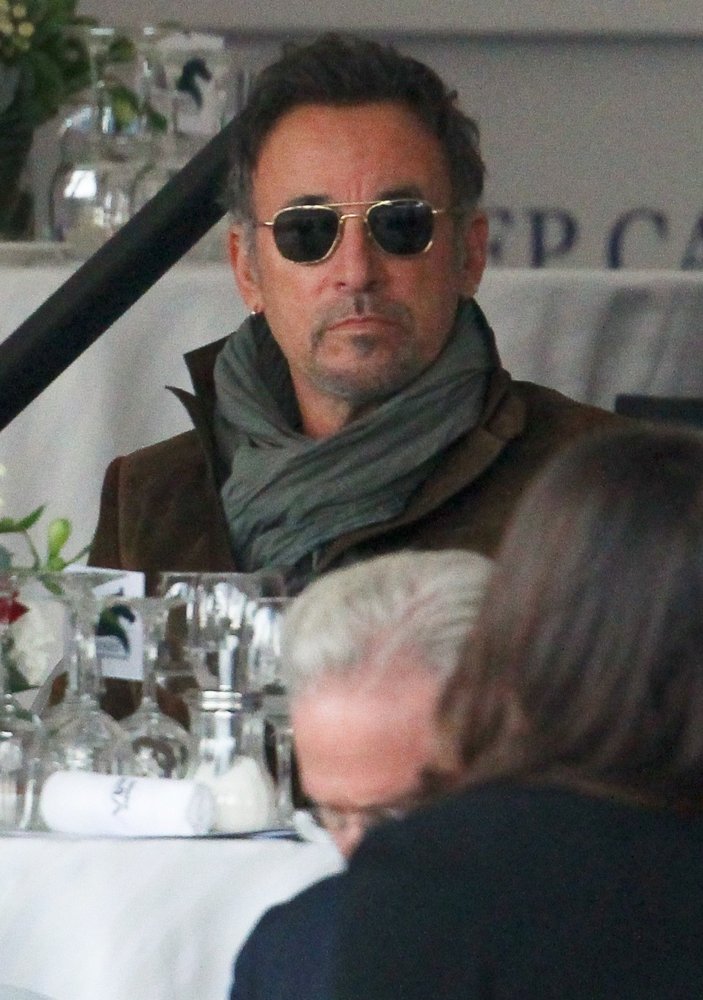 nouvel album ...... photos  !!!! Bruce-springsteen-longines-global-champions-tour-01