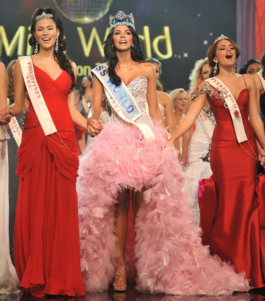 IVIAN SARCOS MISS WORLD 2011 DURANTE SU CORONACION Ivian-sarcos-miss-world-2011-04