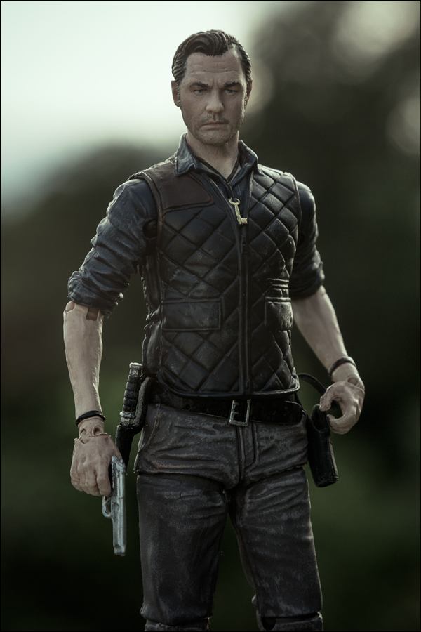 [McFarlane Toys][Tópico Oficial] The Walking Dead | COMIC SERIES 4 - Página 9 Twd-tv4_governor_photo_05_dp