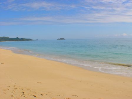 La plage colore.* ( lire) Waimanalo-Beach