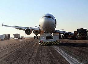 [Brasil] FAB terá grupo para liberar aeroporto em caso de acidentes durante a Copa Cargueiro-MD-11-Centurion-Cargo-bloqueia-pista-em-Viracopos-15-outubro-2012-foto-Futura-Press-via-Estad%C3%A3o