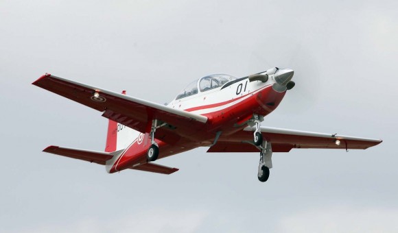 FUERZA AÉREA DE PERÚ - Página 3 KT-1-foto-KAI-580x340