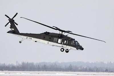   المروحيتان البلاك هوك و سي هوك Sikorsky-S-70i-0411a