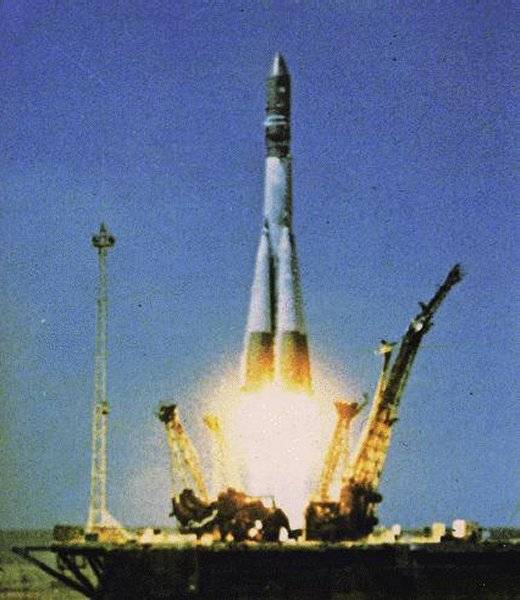 Joyeux anniversaire Vostok1-launch