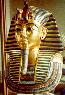 *توت عنخ آمون* الشاب الأسطورة Egy_tutankhamun_mask