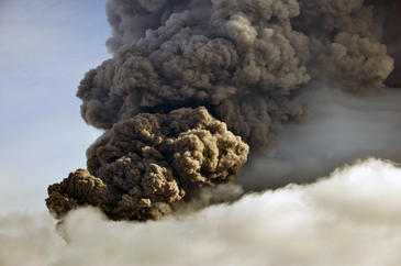  SEGUIMIENTO MUNDIAL DE VOLCANES DÍA TRAS DÍA . - Página 15 Los-cientificos-leen-las-cenizas-del-volcan-islandes-dos-anos-despues-de-su-erupcion_image365_