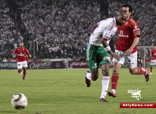 صور معركه الاهلى و الزمالك الرياضيه الخميس الماضي و مجهود دون نتيجه ! Ahz28