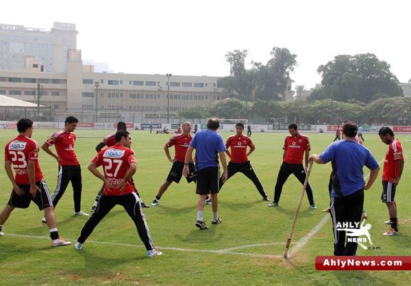 اعلن الجهاز الفني للنادي الأهلي بقيادة البرتغالي مانويل جوزيه قائمة الفريق التي ستخوض مباراة الغد أمام إنبي في دور الـ16 من بطولة كأس مصر. Gedtrag6