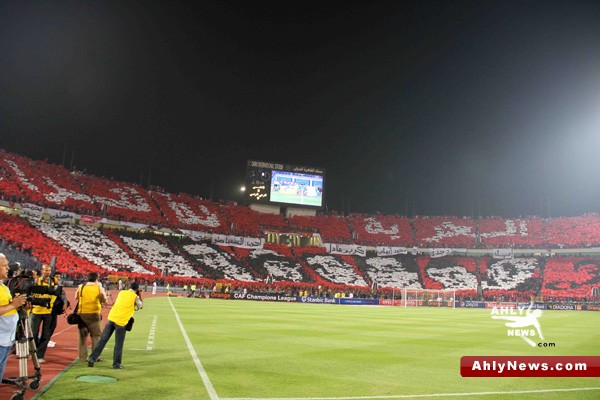 صور دخلة جماهير الاهلي في مباراة الترجي 1-1  Tata16.jpg