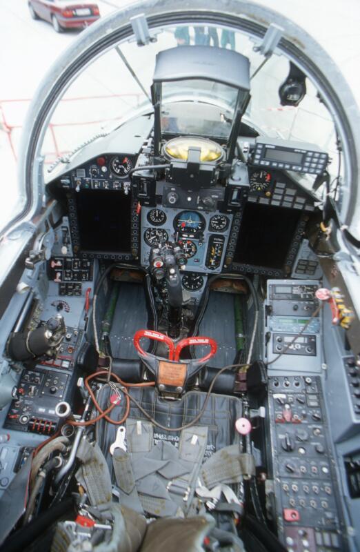 صور قمرة القيادة للمقاتلات الروسية Smt_cockpit