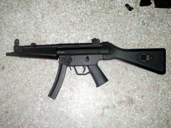 A&K "PTW" clone. Ak-mp5-ptw-1-550x412