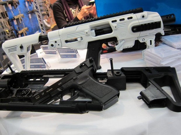 King Arms: Kit CAA Tactical RONI para Glock 17/18C King-Arms-CAA-Tactical-RONI-Kit-620x465
