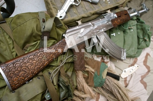 LAW Airsoft Customs: AKMN, AKS74, AK103, AIM … AK-kuza-AEG-base-Cyma-C-620x412