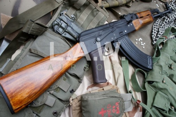 LAW Airsoft Customs: AKMN, AKS74, AK103, AIM … AKMN-Light-Vintage-base-Cyma-B-620x412