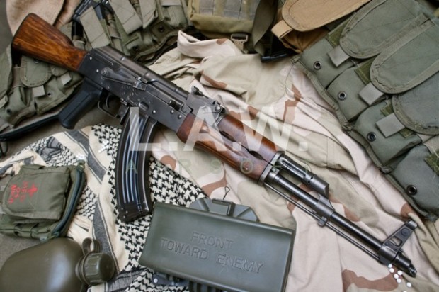 LAW Airsoft Customs: AKMN, AKS74, AK103, AIM … AKMN-vintage-AEG-base-LCT-A-620x412